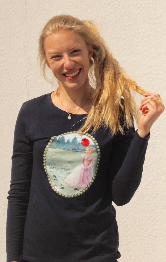 KunstKlamm16 Charity Longsleeve "Das Märchen vom Glück" - art connects KunstKlamm16 Charity Longsleeve "Das Märchen vom Glück" - art connects
