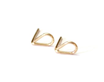 Teardrop Studs Gold Fill or 925 Sterling Silver, Tiny Teardrop Earrings, Stud Earrings, Minimal Jewelry, Small Earrings, Silver Sterling