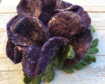 Gift Mother's Day Flower Felt Brooch Felted Pin Wool Felted Brooch Flower Felted Flower Pin Felt Accessory Felted Wool Brooch Gift for Women