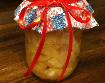 Home made cinnamon apple preserve