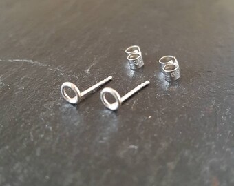 Tiny silver circle studs, mini silver circle earrings, mini silver circle studs, tiny silver open studs, minimal circle studs, silver studs
