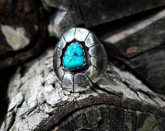 Vintage Southwestern Turquoise Shadowbox Ring - Hallmarked - Size 9.5