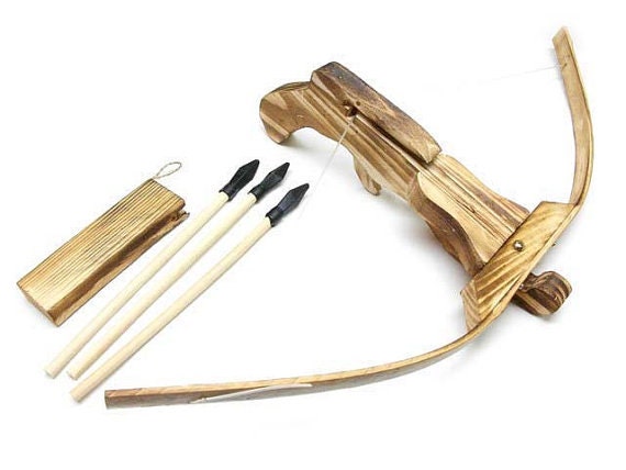 Childrens Toy Wood Crossbow and 3 Rubber tipped Arrows youth