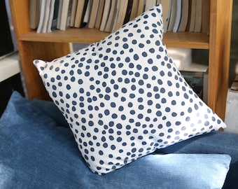 Pold dot Throw Pillow Covers, Decorative Pillows, Cheap Pillow Cases, 18x18 Zippered Pillow Sham, Couch Pillows, Toss Pillow