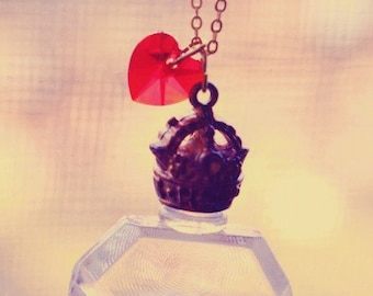 Perfume and Romance Necklace
