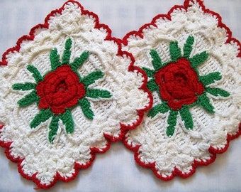 Vintage Pot Holders, Red Roses vintage kitchen, Crocheted pot holders, Rose Pot Holders,Grandmas kitchen, vintage kitchen
