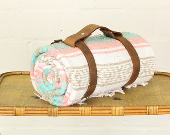 Leather carrying strap in brown for ceiling beach