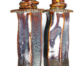 Olive oil bottle. Olive oil dispenser. Oil cruet. Brown.