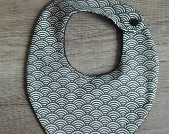 Black and white pattern 0-24 month bandana bib