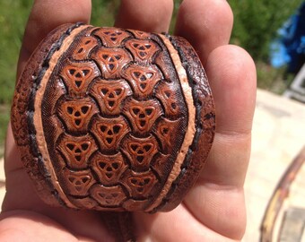 Leather Coin Pouch with Trinity Knot Weave