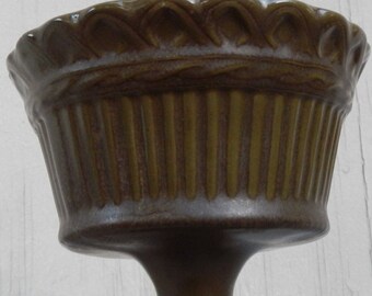 Small Vintage Ceramic Urn Planter!