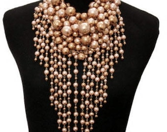 Chunky Pearl Necklace Set