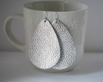 Silver Metallic Teardrop Drop Leather Earrings