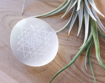 Beautiful Selenite meditation Palmstone etched with Sri Yantra mandala