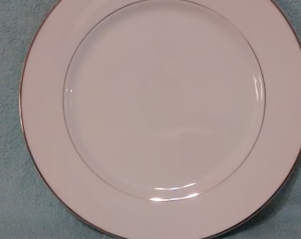 Fine China of Japan Engagement Pattern Chop Platter