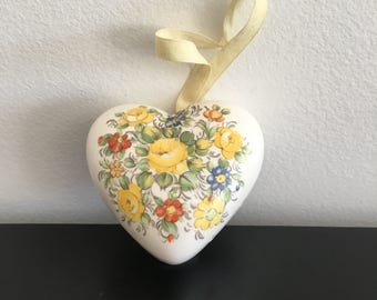 Vintage, Heart Shaped porcelain Pomander, Made In Japan,Ceramic Heart, Closet Atomizer, Drawer fragrance, Potpourri Holder, Ceramic Pomander