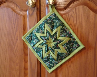 Holiday Folded Star Hot Pad or Trivet-Sale Priced!