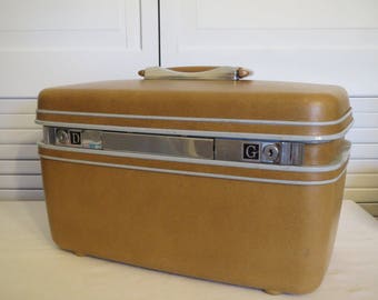 vintage Butterscotch Samsonite Train Case
