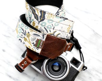 Rifle Paper Co. Camera Strap in NATURAL MENAGERIE w Gold Accents - For DSLR Camera or Mirrorless Camera - Botanical Canvas Camera Strap