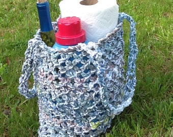 Plarn Tote, pastel and white
