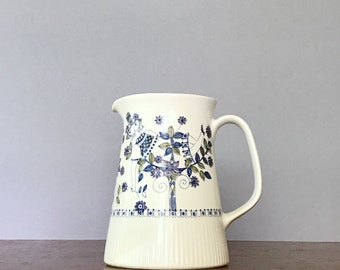 Vintage Mid Century Scandinavian Modern Figgjo Norway Turi Lotte Pitcher 6.5"