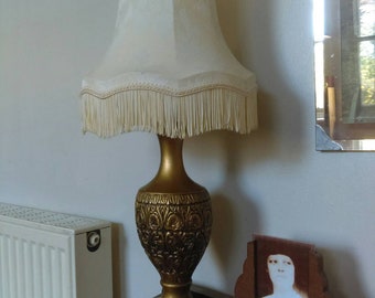 Vintage retro gold plaster pineapple textured table lamp Hollywood regency