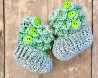READY TO SHIP - Crocodile Stitch Booties - Baby Booties