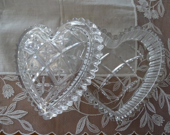Vintage Heart Shaped Glass Trinket Box, Cut Glass Jewelry Box, Glass Box with Lid, Valentine's Day Gift, Jewelry Holder, Heart Candy Dish~