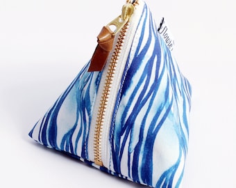 Triangle zipper pouch, Nami
