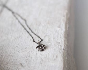 Succulent jewelry -Silver succulent necklace -Plant necklace -Cactus jewelry -Nature inspired -Plant jewelry -Gift for her-Botanical jewelry