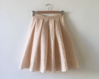 6 Pleated striped skirt pink