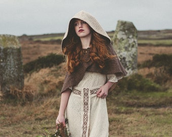 Hooded Capelet. Wiccan, Pagan,Celtic, Capelet, Vikings Capelet, Bridal Capelet, Fairy Capelet, Woodland Cape, Bridal cover up Capelet