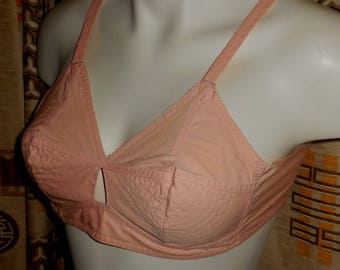 SALE Vintage 1940s 50s Bullet Bra Pink Peach Cotton Semicircle Stitching Bra Rockabilly 50s Bra BH M chest 37 in