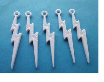 Charms eclairs white acrylic (x 5)