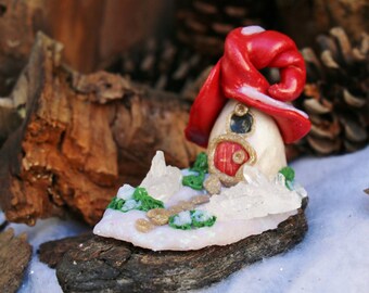 gnome home, fairy house, pixie palace