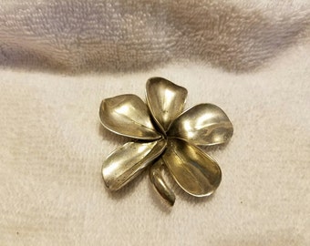Baray and Co/Honolulu TH Sterling Silver Flower Brooch