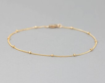 Delicate Dew Drops Bracelet / Dainty Chain Bracelet / Thin Gold Chain / Layering Bracelet / DEW DROPS Bracelet by Layered and Long LB801