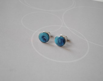 Enamel on copper, Earrings in blue and black, and silvered supplies.
