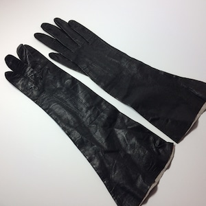 Vintage black leather ladies gloves, size 6 1/2