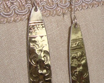 Gold Embossed Aluminum Danglies No.2
