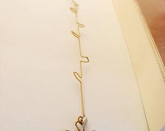 Flower Bookmark (Handmade bookmarker, durable, metal, whismical, guitar string)
