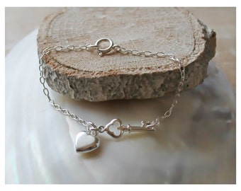 sterling silver bracelet with key and heart charm • beaucoupdebeads • B166