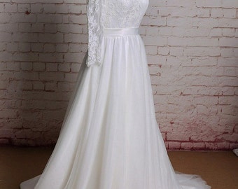 Long Sheer Lace Sleeves Wedding Dress with Keyhole Back Bateau Neckline Bridal Gown with Simple Tulle Skirt