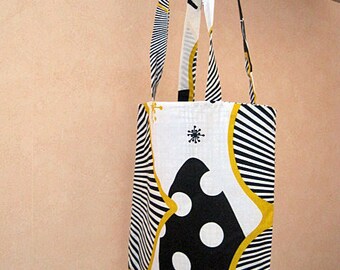 Tote cotton bag with flowers