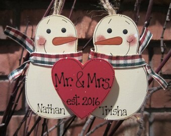 Personalized Snowmen Couple Ornament - Mr. & Mrs. est. Ornament, personalized married ornament, anniversary personalized, mr. mrs. ornament