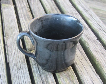 Handmade Ceramic Mug - Shiny Black
