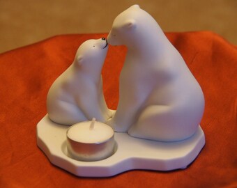 White Polar Rear and Baby made by Partylife