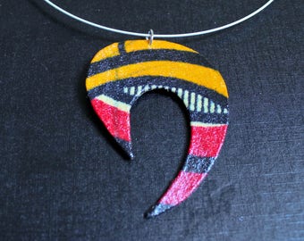 Pendant in red, yellow and black African fabric