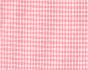 1/8 Candy Pink Robert Kaufman Carolina Gingham, Pink White Checked Gingham