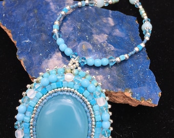 chalcedony cabochon sterling silver beaded necklace